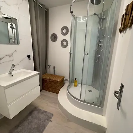 Le Jules Verne